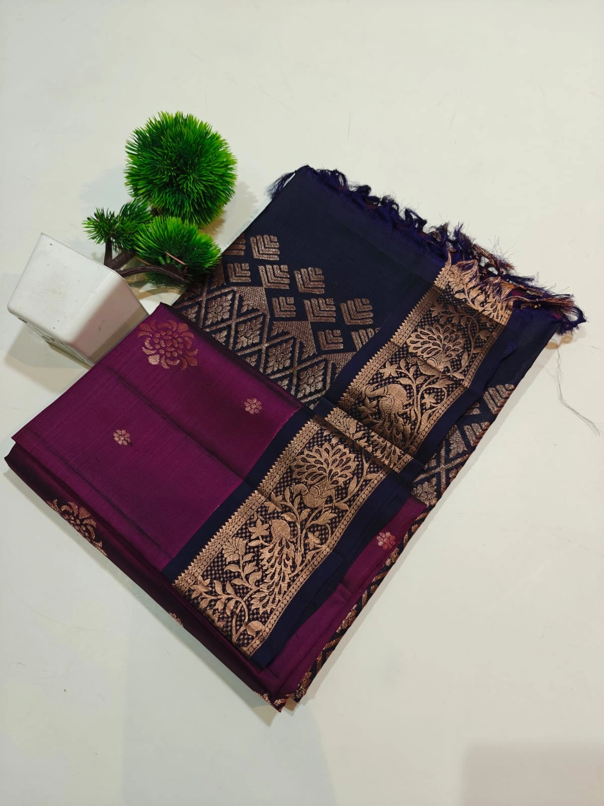 Deep Forest Green Kanchi Handloom Soft Silk Saree